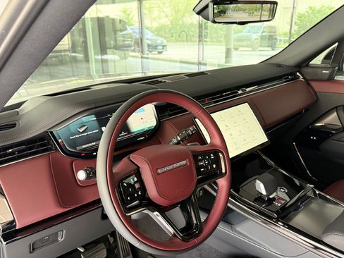 New 2026 Land Rover Range Rover Sport Dynamic SE AWD/4WD image 4