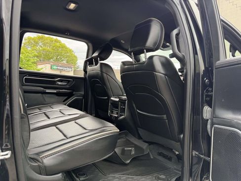 Used 2022 RAM 1500 Laramie w/ Sport Appearance Package AWD/4WD image 13