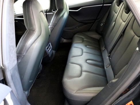 Used 2016 Tesla Model S AWD image 32