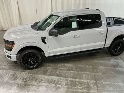 New 2026 Ford F150 XLT w/ Equipment Group 302A MID AWD/4WD image 4