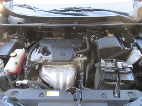 Used 2017 Toyota RAV4 Limited image 14