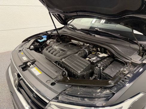 Used 2024 Volkswagen Tiguan SE R-Line FWD image 53