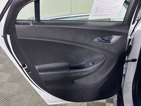 Used 2017 Chevrolet Volt Premier w/ Driver Confidence II Package FWD image 19