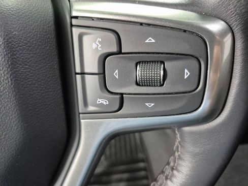 Used 2022 Chevrolet Silverado 1500 LT image 22