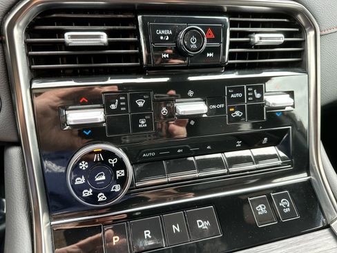 Used 2025 Nissan Armada PRO-4X image 20