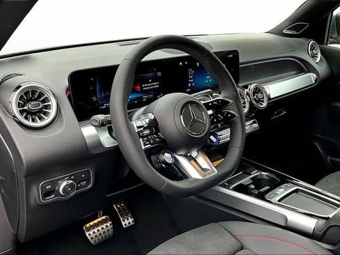 New 2026 Mercedes-Benz GLB 35 AMG 4MATIC image 8