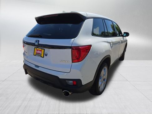 Used 2024 Honda Passport EX-L image 3