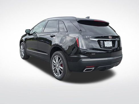 New 2026 Cadillac XT5 Sportv w/ LPO, Floor Liner Package AWD/4WD image 4