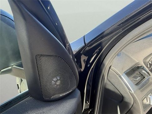 Used 2018 BMW X1 xDrive28i image 12