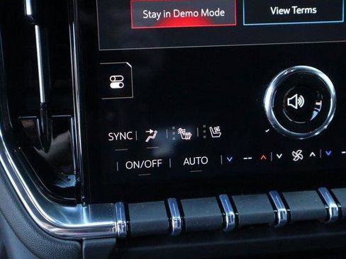 New 2026 GMC Yukon Denali w/ Sun & Power Step Package AWD/4WD image 41