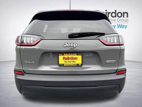 Used 2021 Jeep Cherokee Latitude Plus AWD/4WD image 6