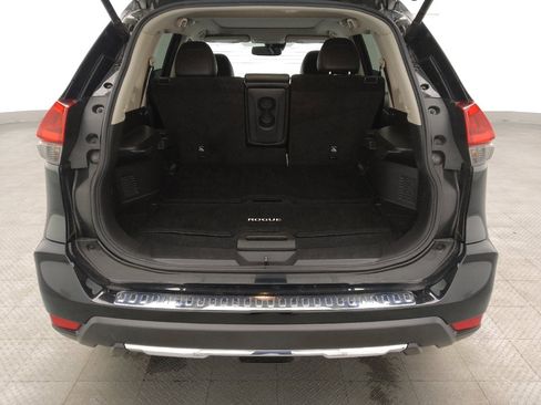 Used 2018 Nissan Rogue SL w/ Premium Package FWD image 29