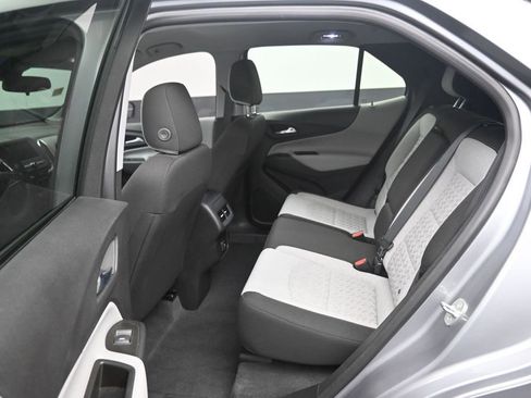 Used 2024 Chevrolet Equinox LS w/ LS Convenience Package FWD image 14