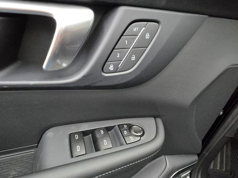 New 2026 Buick Enclave Preferred w/ Power Package image 23