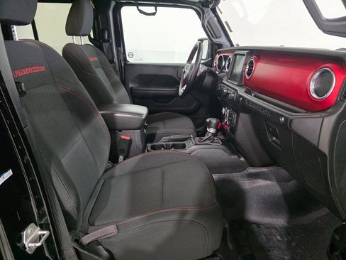 Used 2020 Jeep Wrangler Unlimited Rubicon w/ Dual Top Group image 17