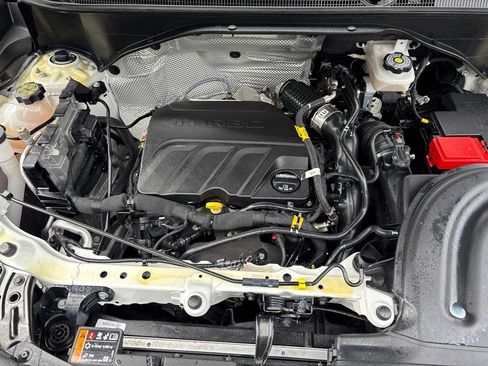 Used 2024 Buick Encore GX Preferred FWD image 12