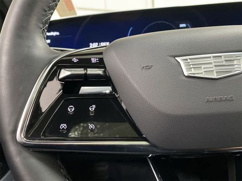 Certified 2025 Cadillac Lyriq Luxury w/ LPO, Floor Liner Package image 23