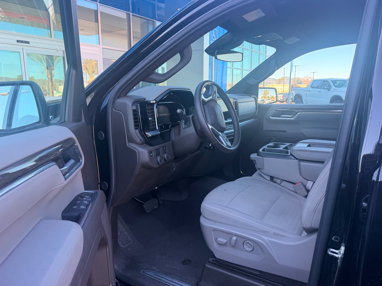Used 2026 Chevrolet Silverado 1500 RST RWD image 7