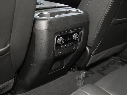 Used 2024 Chevrolet Tahoe LT AWD/4WD image 40