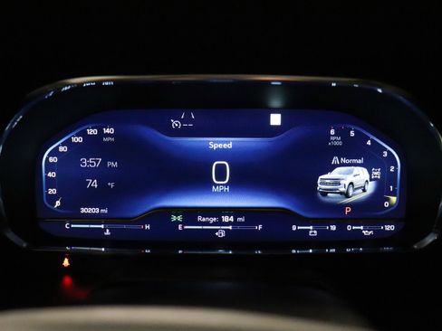 Used 2022 Chevrolet Tahoe RST w/ Sport Performance Package image 40