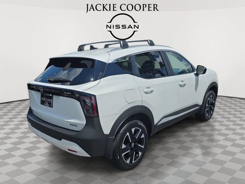 New 2026 Nissan Kicks SV w/ Cold Weather Package AWD/4WD image 5