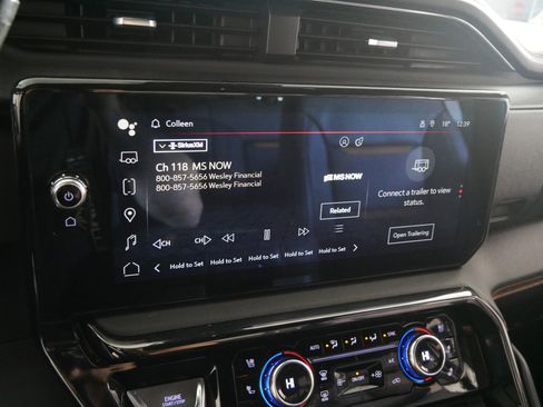 Used 2024 GMC Sierra 3500 AT4 image 22