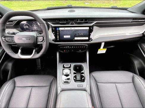 New 2026 Jeep Cherokee Limited image 6