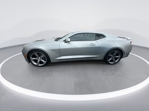 Used 2017 Chevrolet Camaro SS RWD image 5