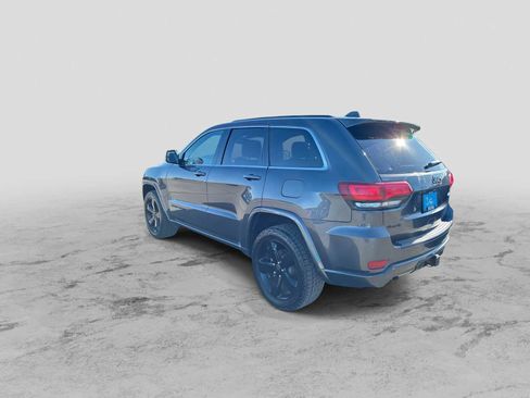 Used 2015 Jeep Grand Cherokee Altitude image 6