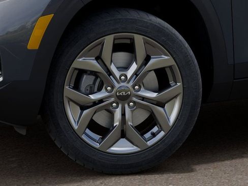 New 2026 Kia Seltos LX image 9