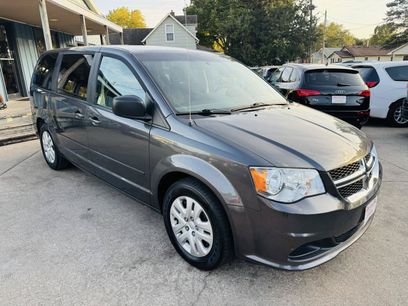Used 2016 Dodge Grand Caravan SE w/ Quick Order Package 29E SE