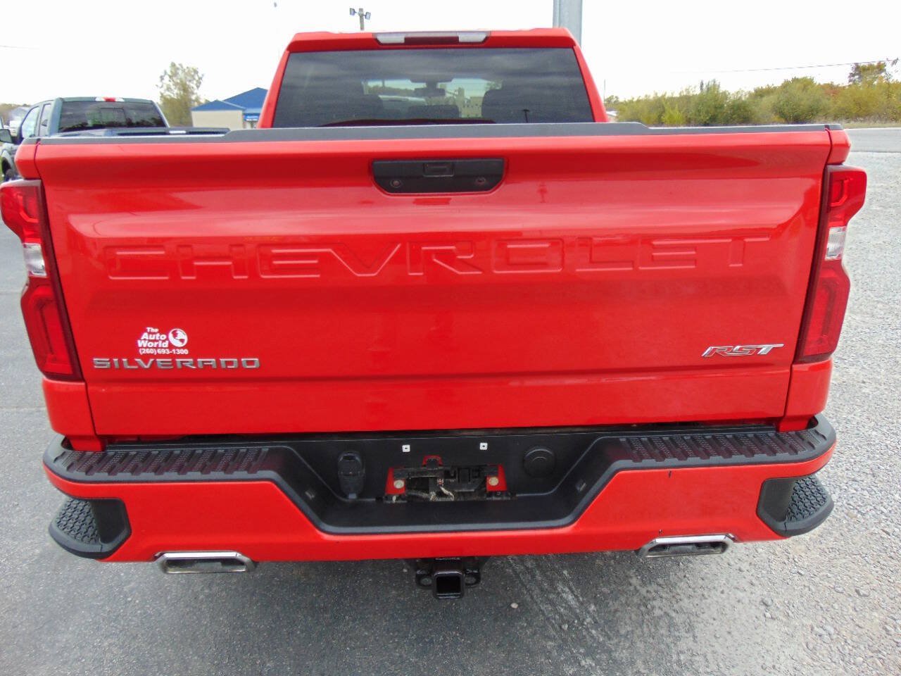 Used 2019 Chevrolet Silverado 1500 RST w/ True North Edition AWD/4WD image 7
