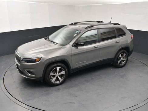 Used 2022 Jeep Cherokee Limited AWD/4WD image 15