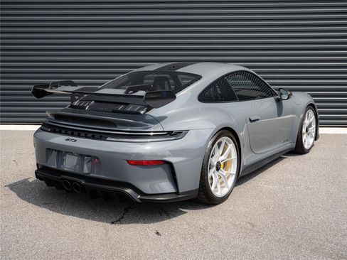Certified 2026 Porsche 911 GT3 w/ Weissach Package RWD image 24