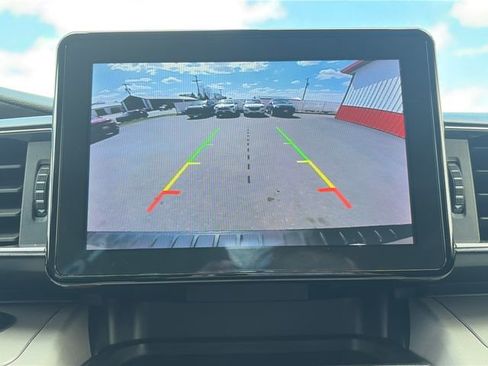 Used 2023 Ford Explorer XLT w/ Equipment Group 202A AWD/4WD image 45