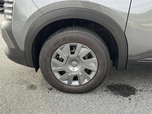 Certified 2025 Nissan Kicks S image 12