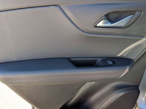 Used 2025 Chevrolet Blazer RS FWD image 26