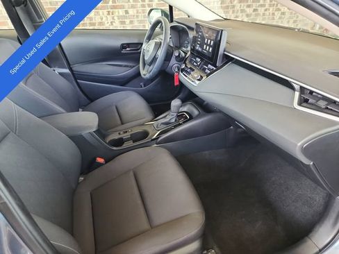 Used 2023 Toyota Corolla LE FWD image 13