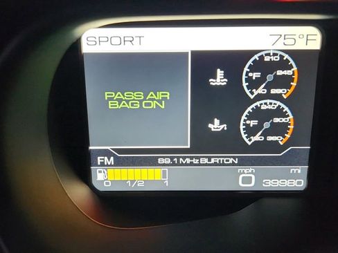 Used 2018 Ferrari California T image 26