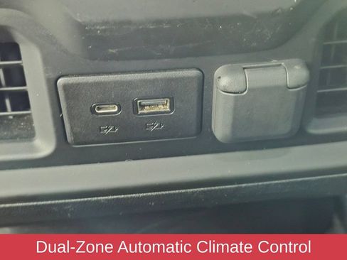 Used 2020 Chevrolet Silverado 1500 RST AWD/4WD image 27