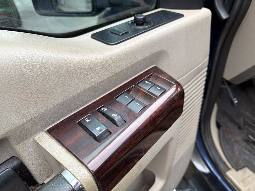 Used 2008 Ford F350 Lariat RWD image 14
