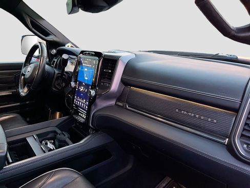 Used 2019 RAM 2500 Limited AWD/4WD image 31