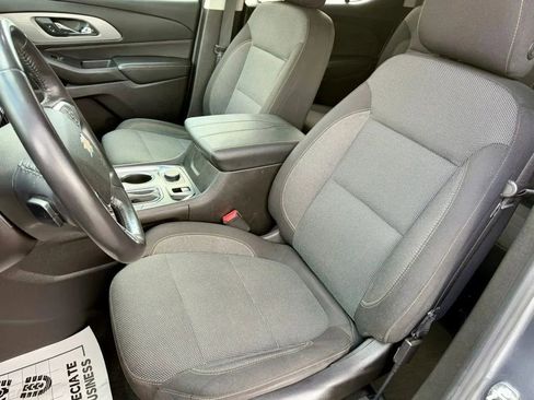 Used 2018 Chevrolet Traverse LT AWD/4WD image 11