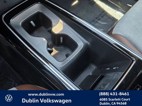 Used 2023 Volkswagen ID.4 Pro RWD image 17
