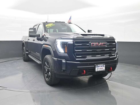 Used 2024 GMC Sierra 2500 AT4 w/ AT4 Premium Plus Package AWD/4WD image 2