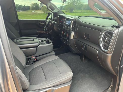 Used 2021 Chevrolet Silverado 1500 LT image 15