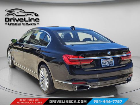 Used 2018 BMW 740i image 13