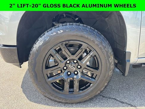 Used 2025 Chevrolet Silverado 1500 LT Trail Boss w/ Convenience Package II AWD/4WD image 2