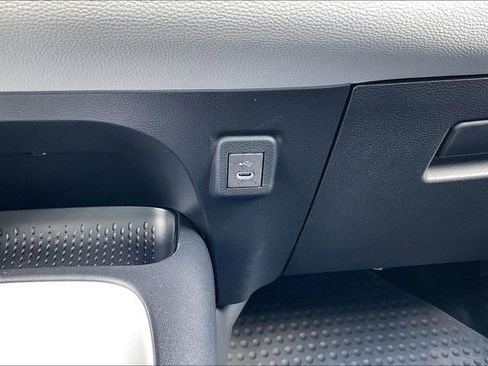 Used 2025 Toyota Corolla SE FWD image 24
