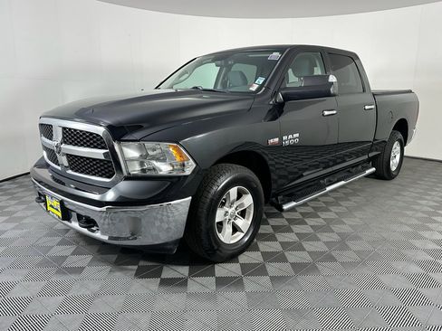 Used 2016 RAM 1500 Classic SLT image 3